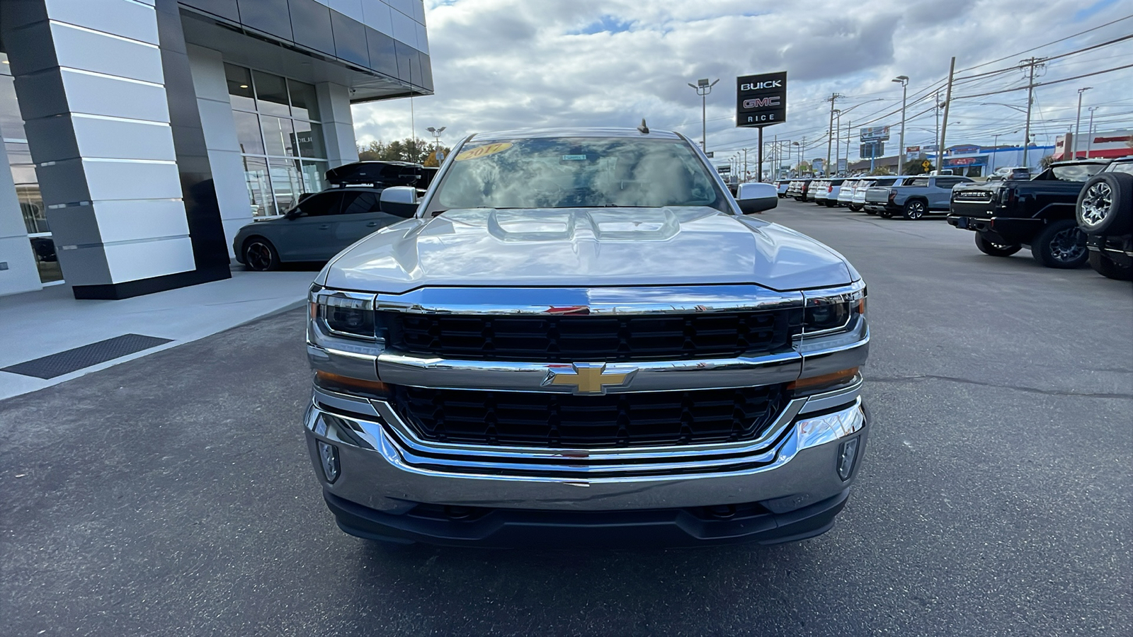 2017 Chevrolet Silverado 1500 LT 9