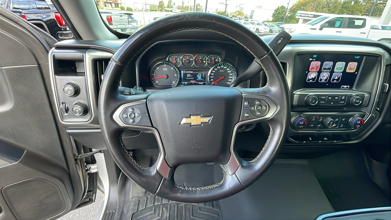 2017 Chevrolet Silverado 1500 LT 17