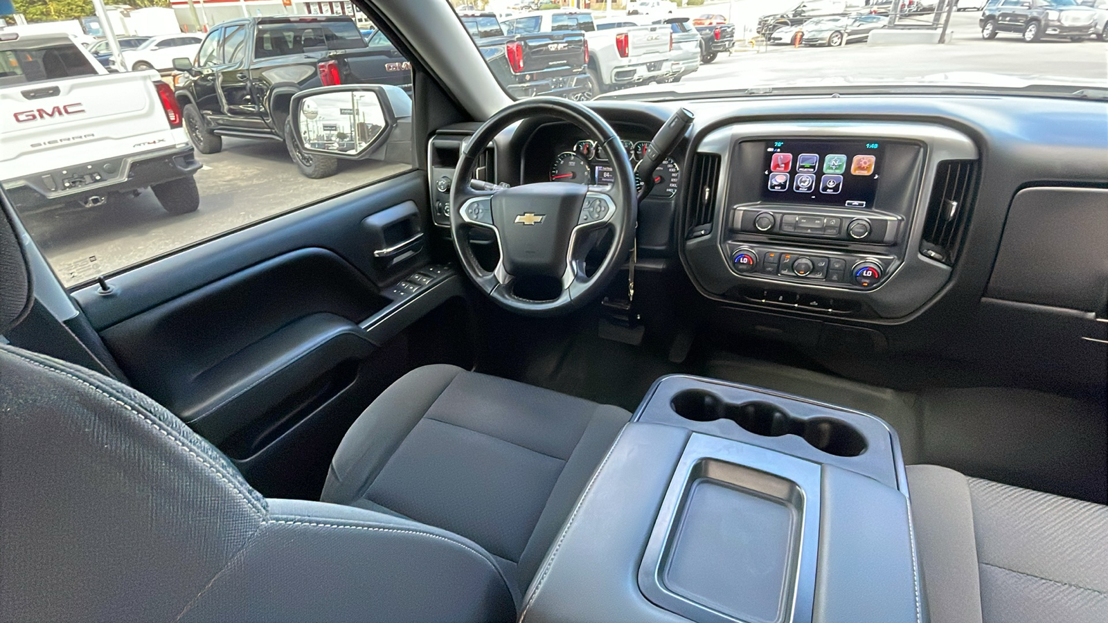 2017 Chevrolet Silverado 1500 LT 27