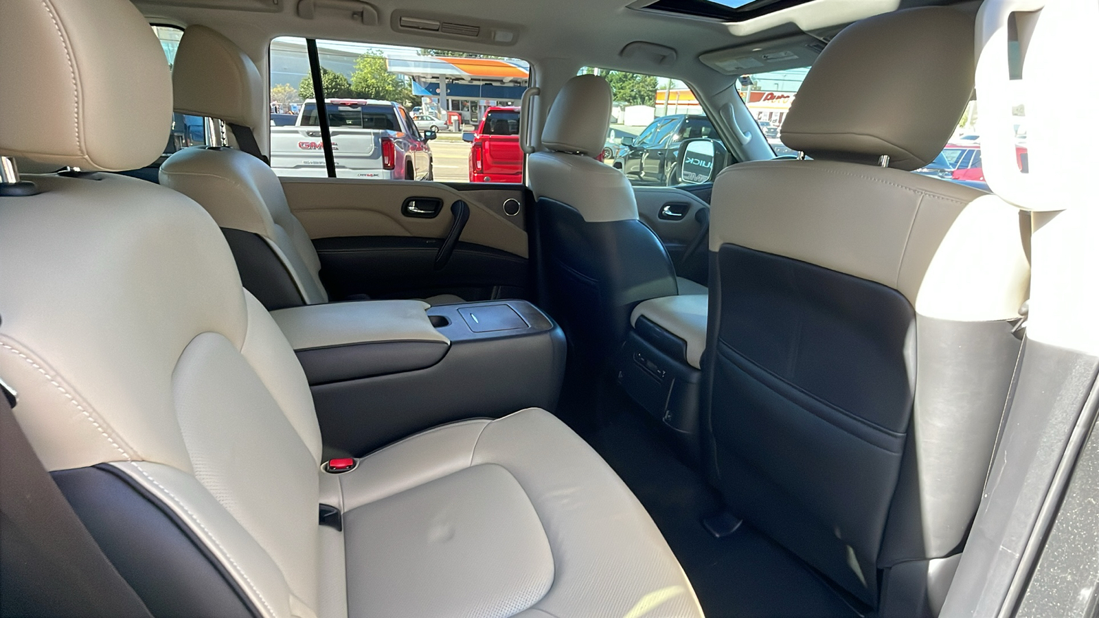 2021 INFINITI QX80 Premium Select 30