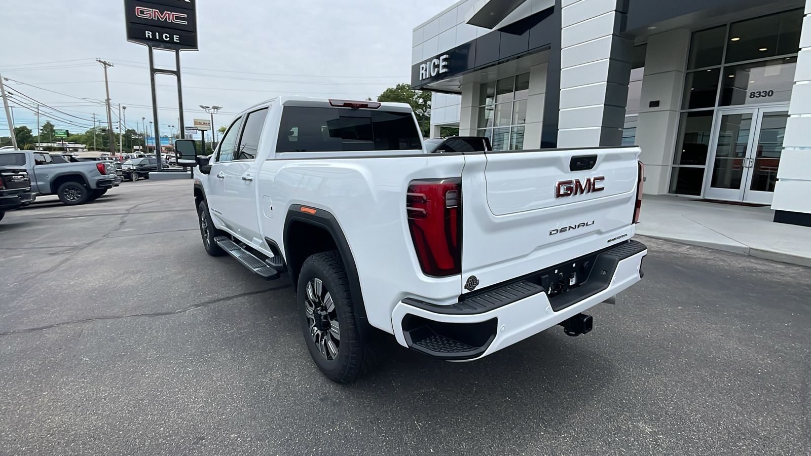 2024 GMC Sierra 2500HD Denali 3