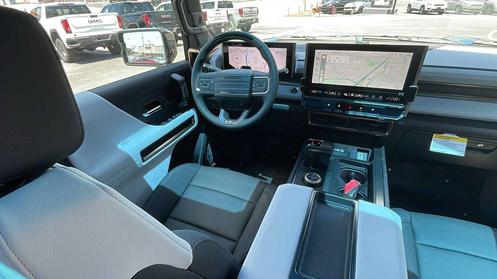 2024 GMC Hummer EV SUV 3X 28