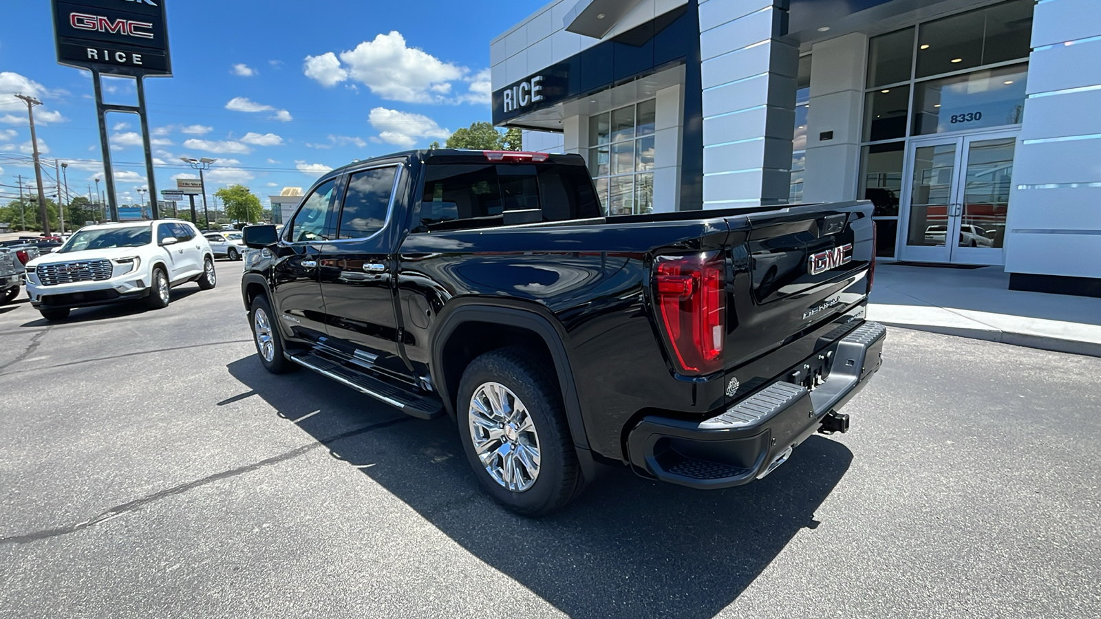 2024 GMC Sierra 1500 Denali 3