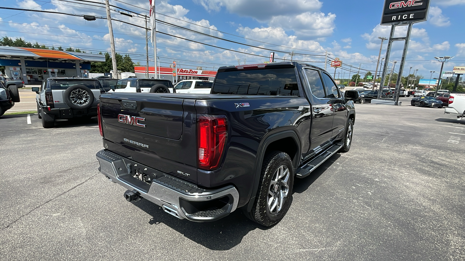 2022 GMC Sierra 1500 SLT 6