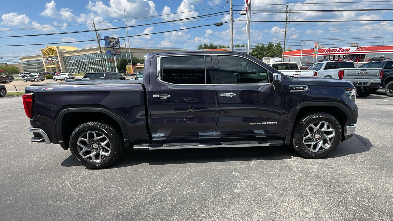 2022 GMC Sierra 1500 SLT 7