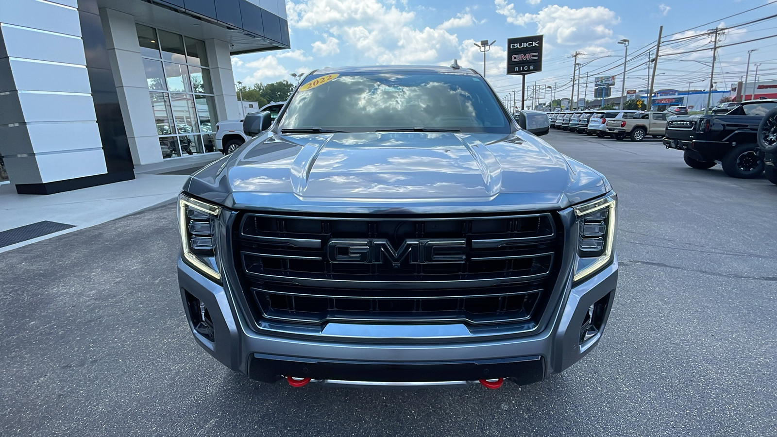 2022 GMC Yukon AT4 9