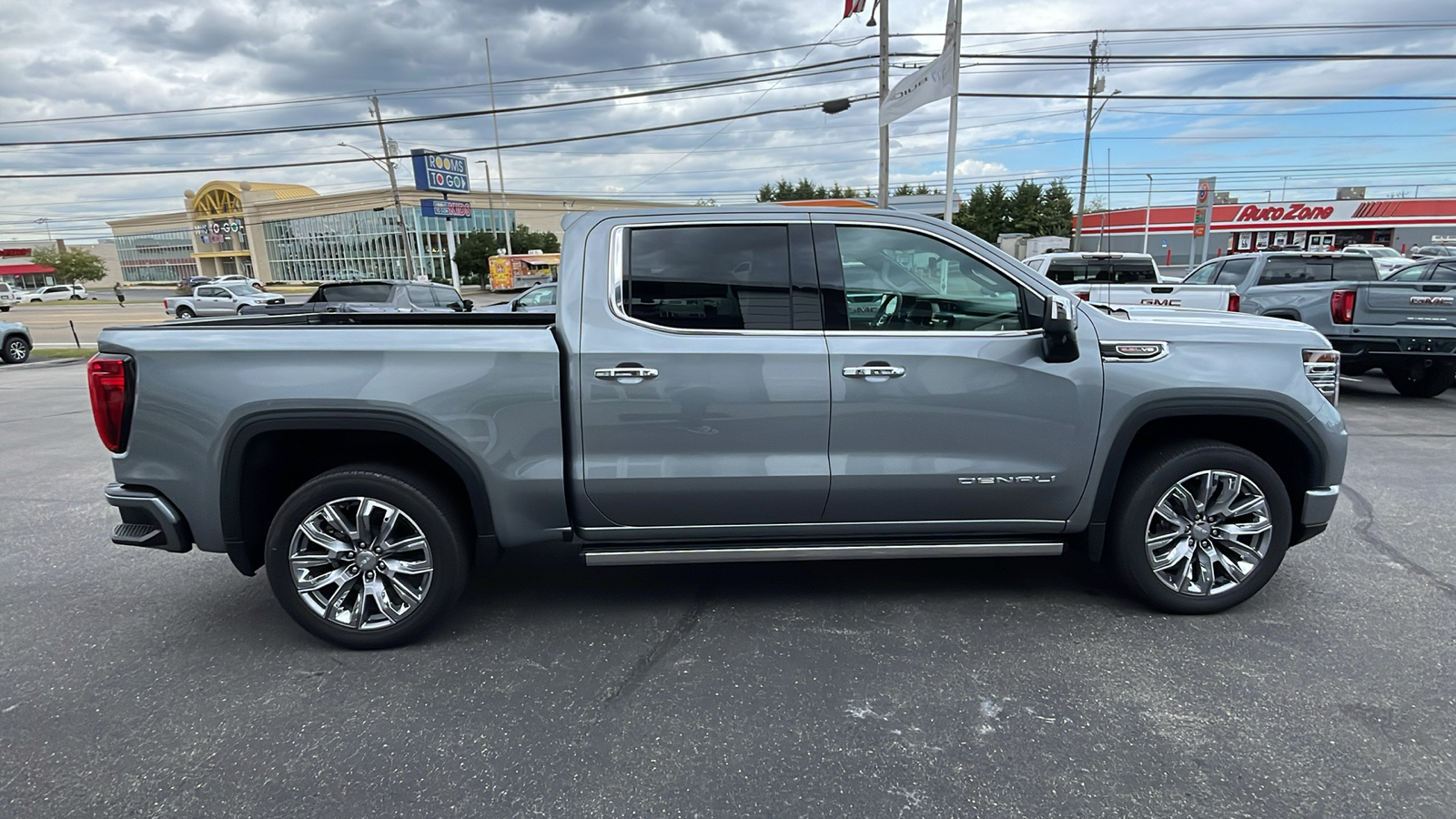 2024 GMC Sierra 1500 Denali 8