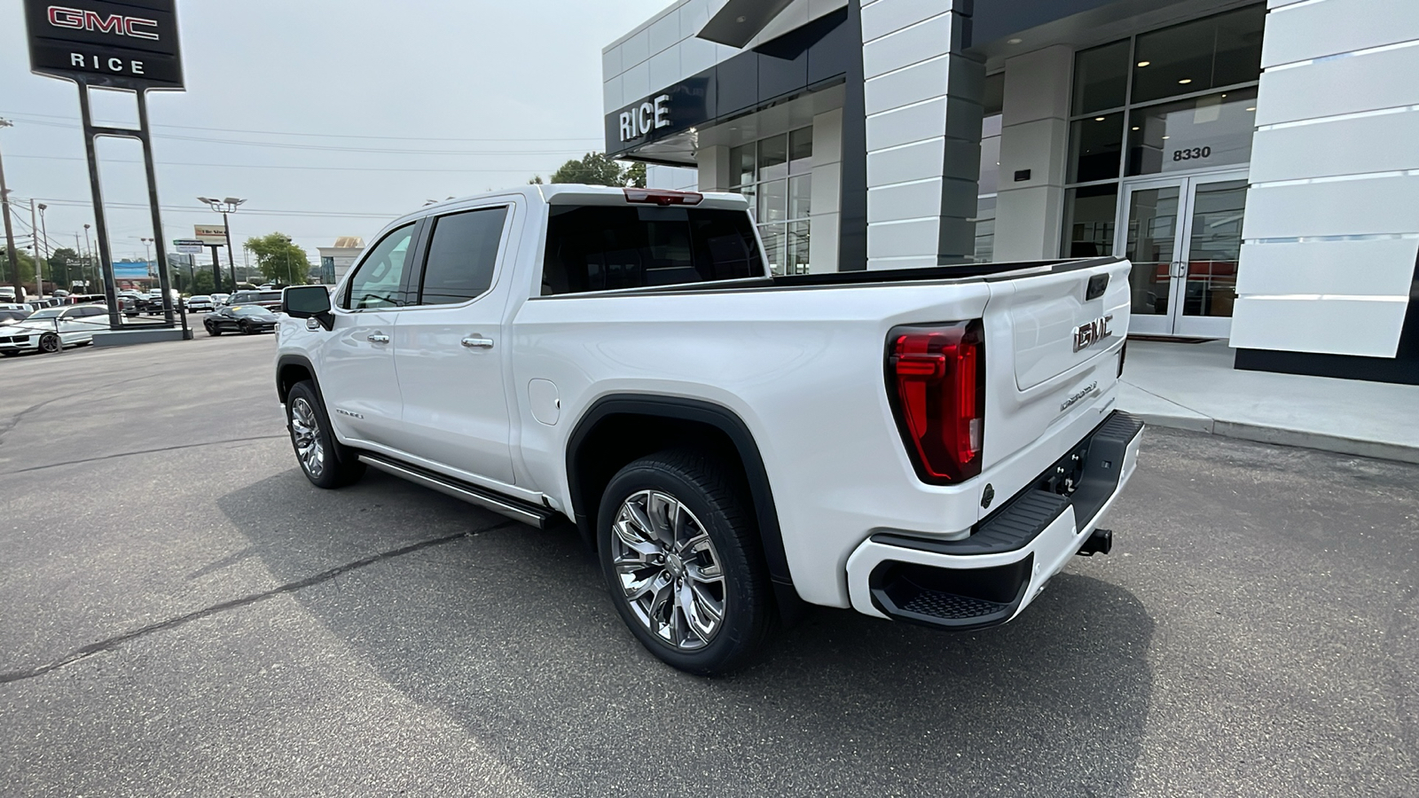 2024 GMC Sierra 1500 Denali 3