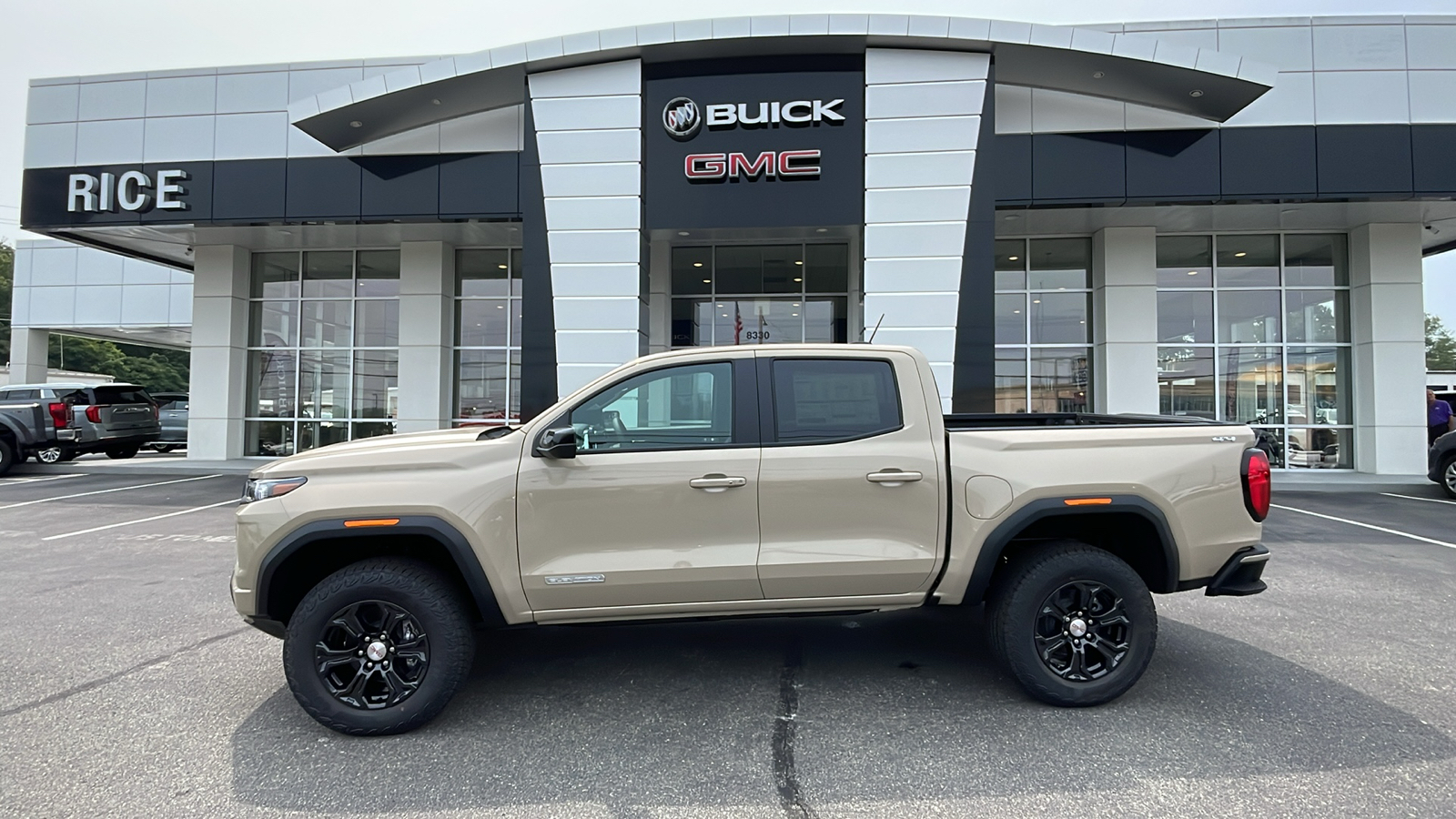 2024 GMC Canyon Elevation 1