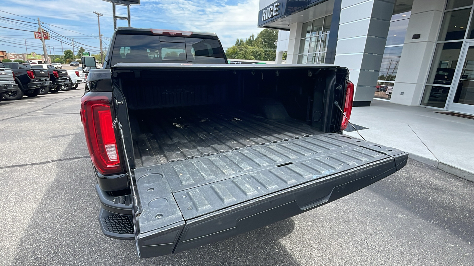 2021 GMC Sierra 2500HD AT4 6