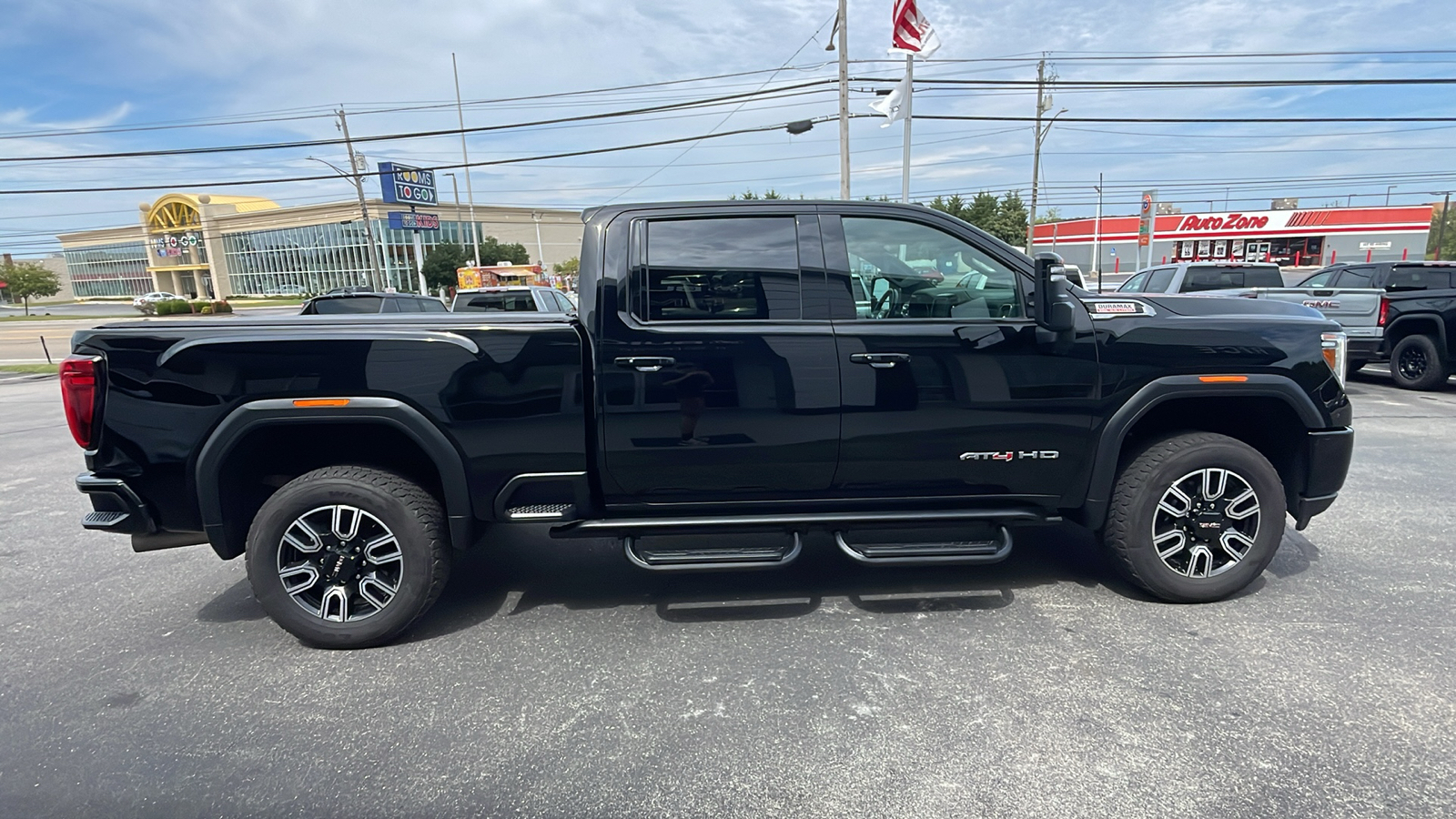 2021 GMC Sierra 2500HD AT4 8