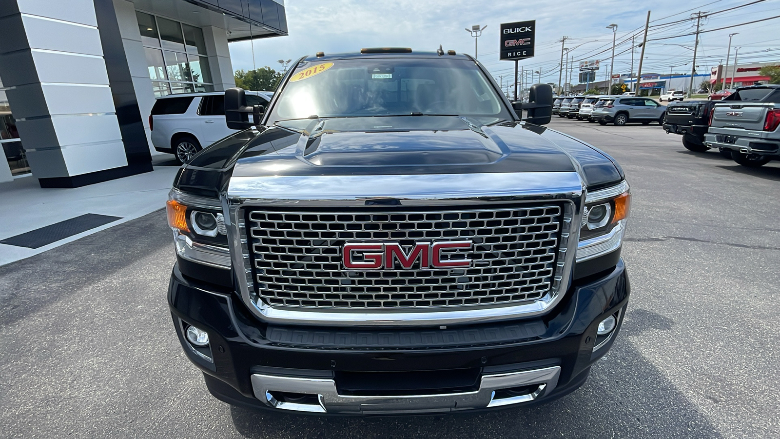 2015 GMC Sierra 2500HD Denali 9