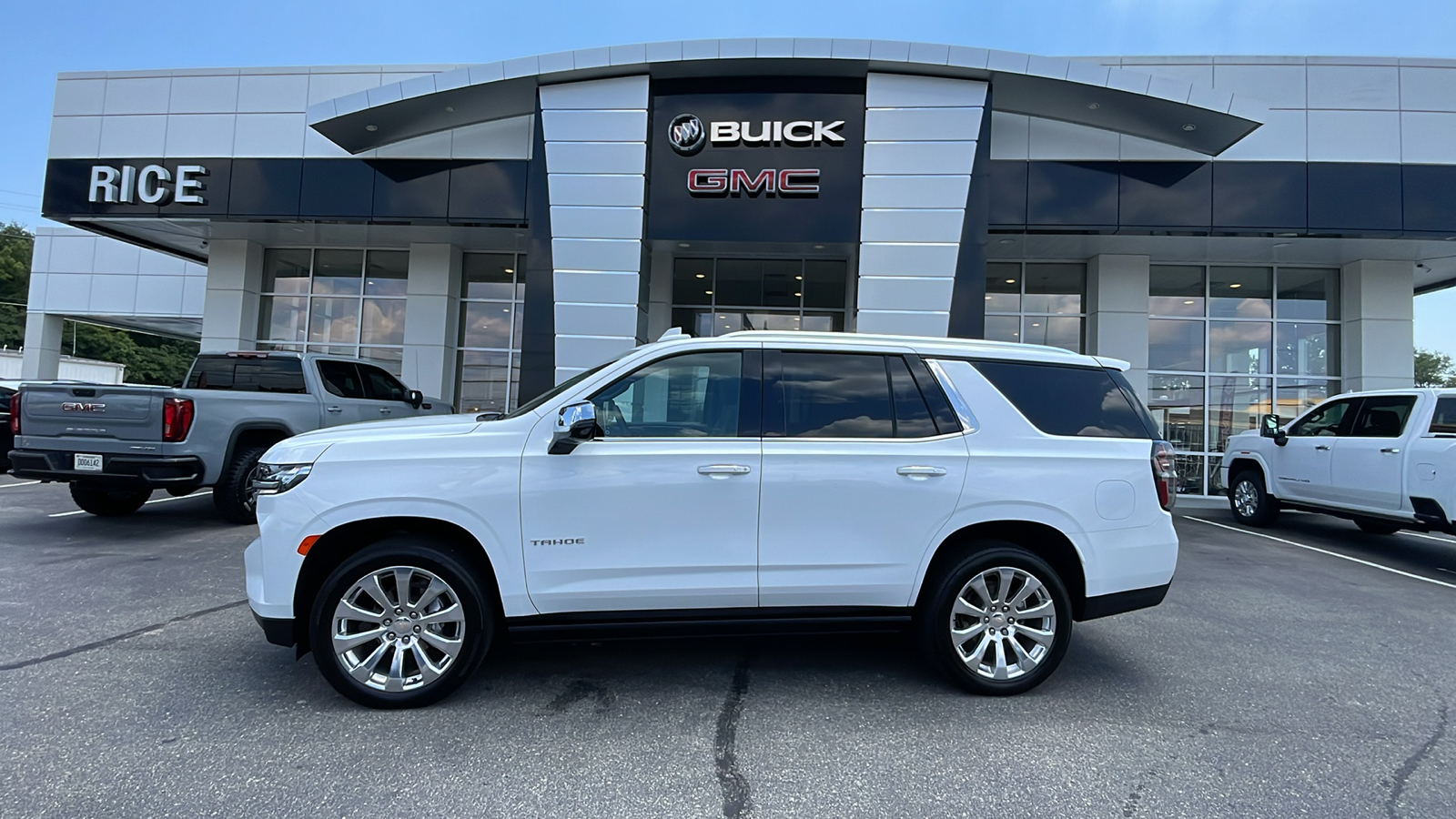 2023 Chevrolet Tahoe Premier 1