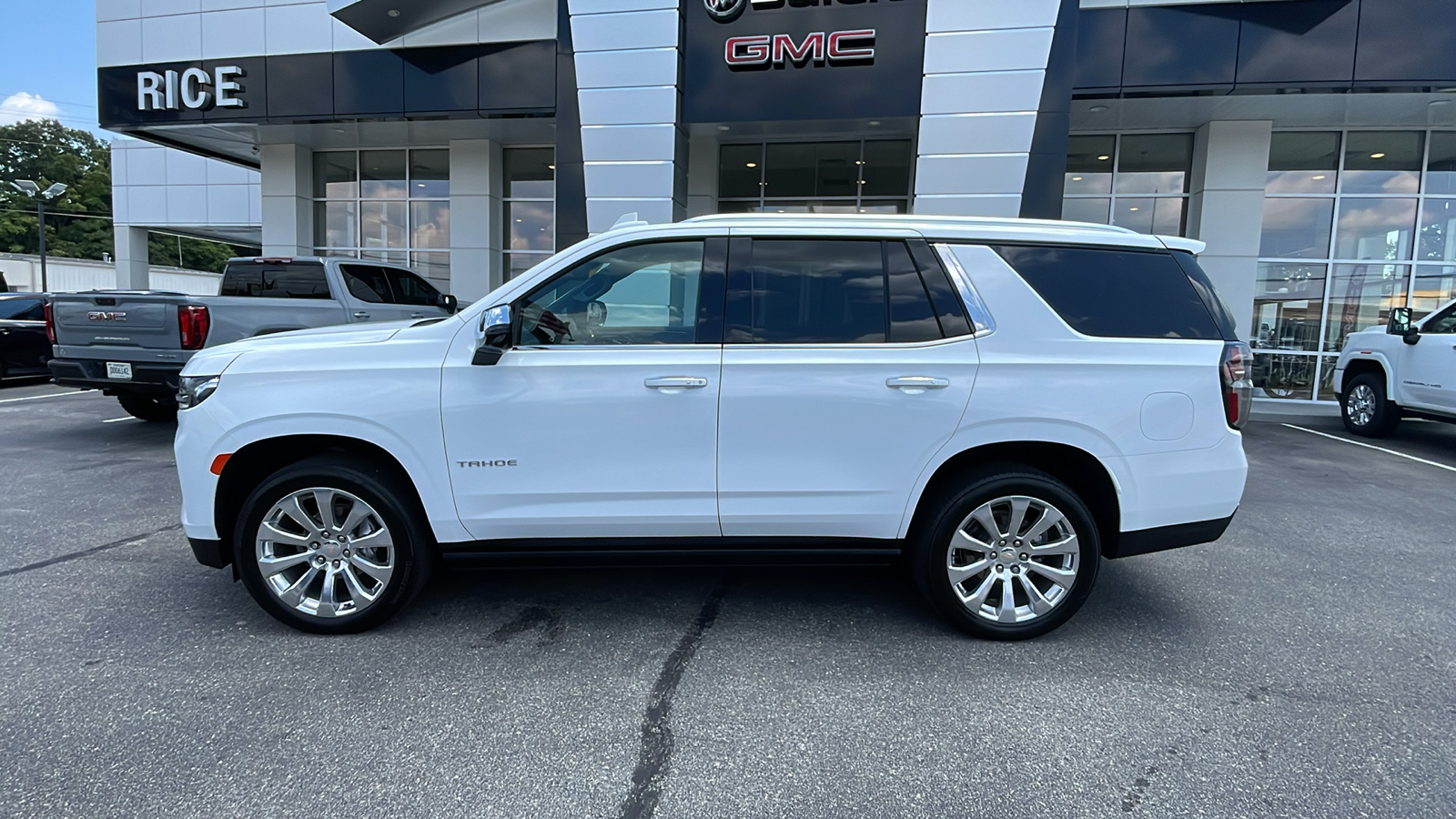 2023 Chevrolet Tahoe Premier 2