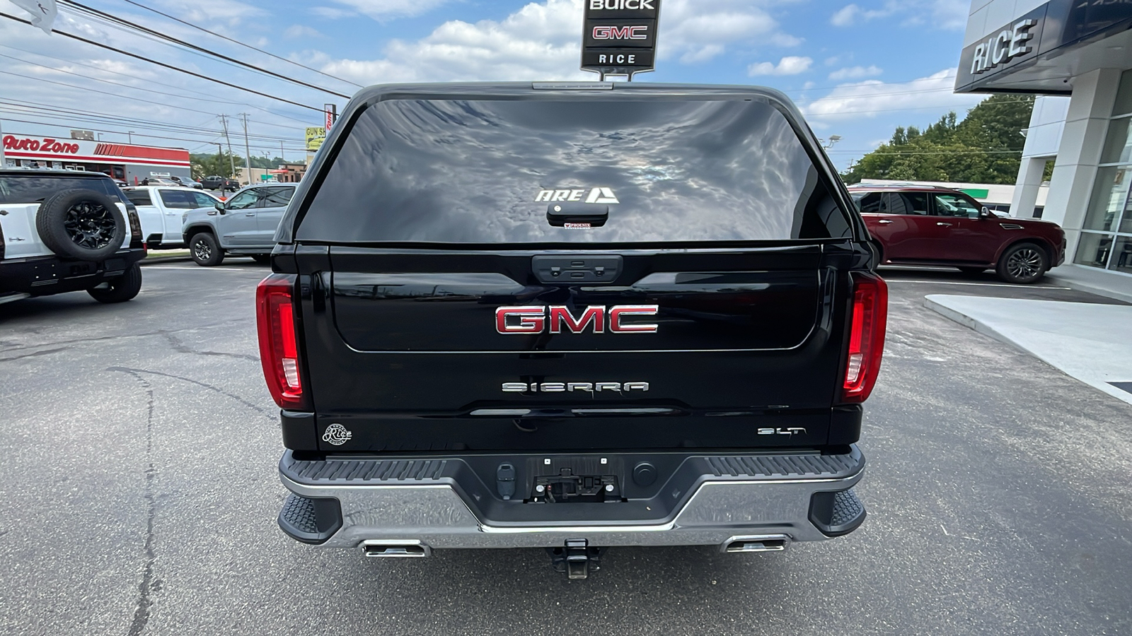 2022 GMC Sierra 1500 SLT 4