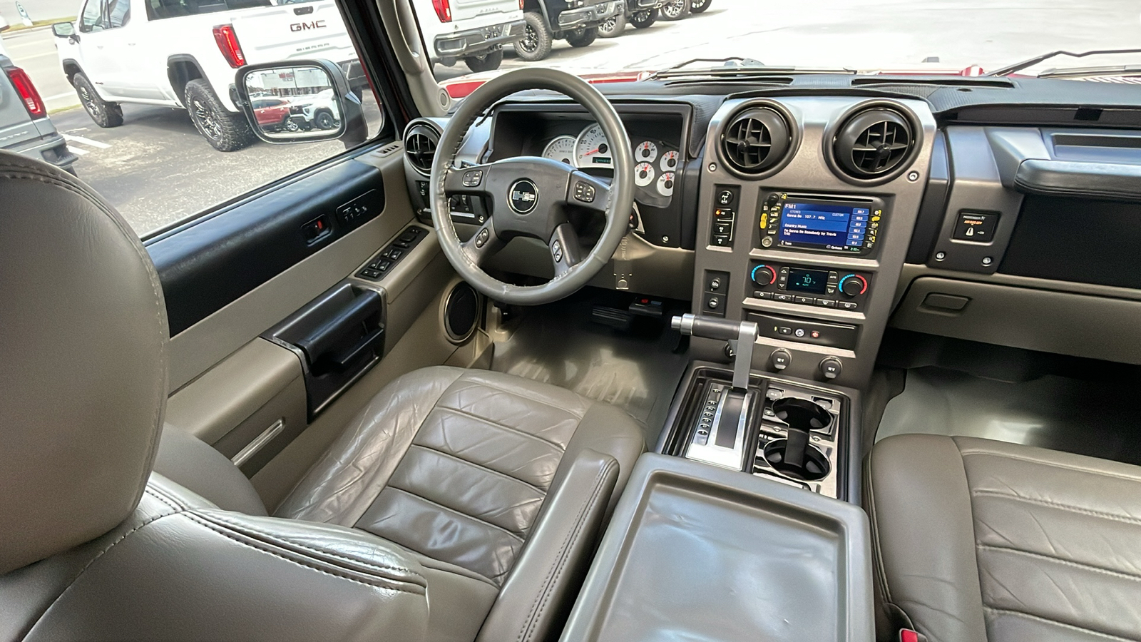 2004 Hummer H2 Base 27