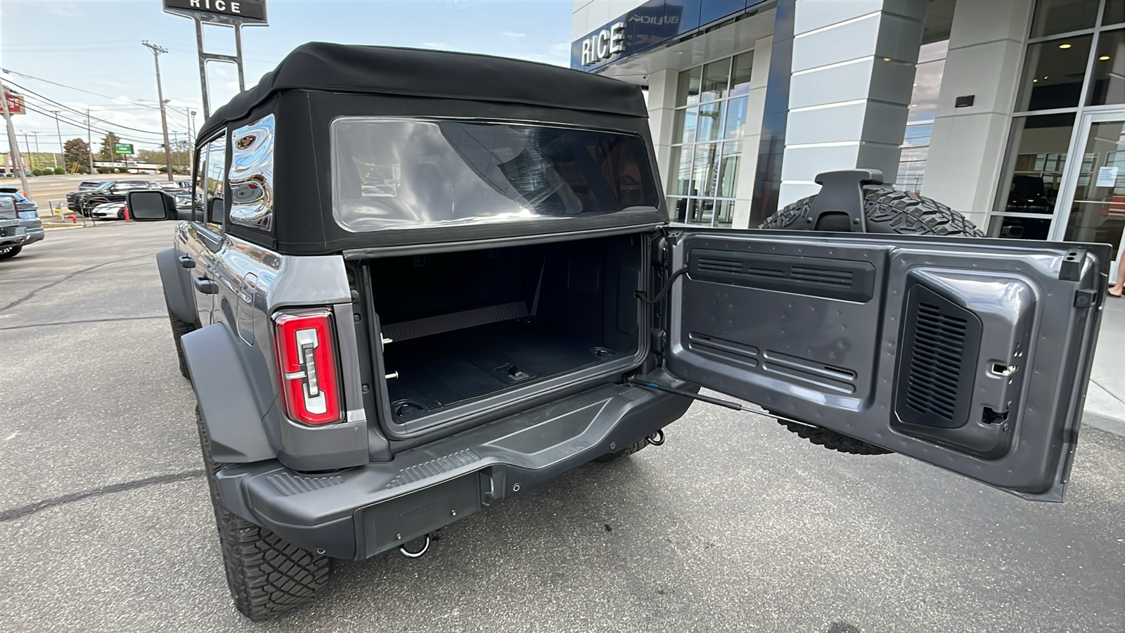 2023 Ford Bronco Badlands 5