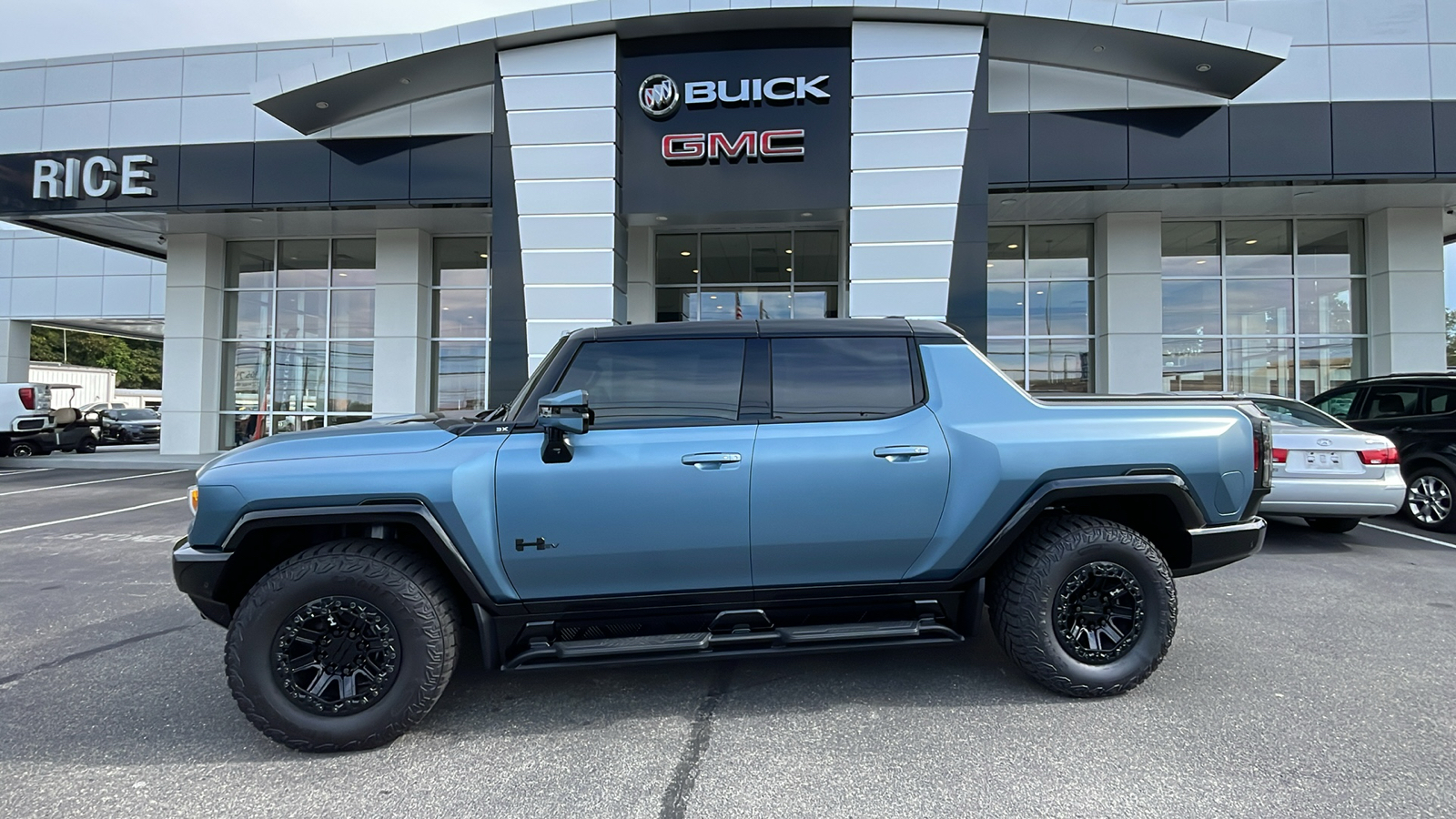 2024 GMC Hummer EV Pickup 3X 1