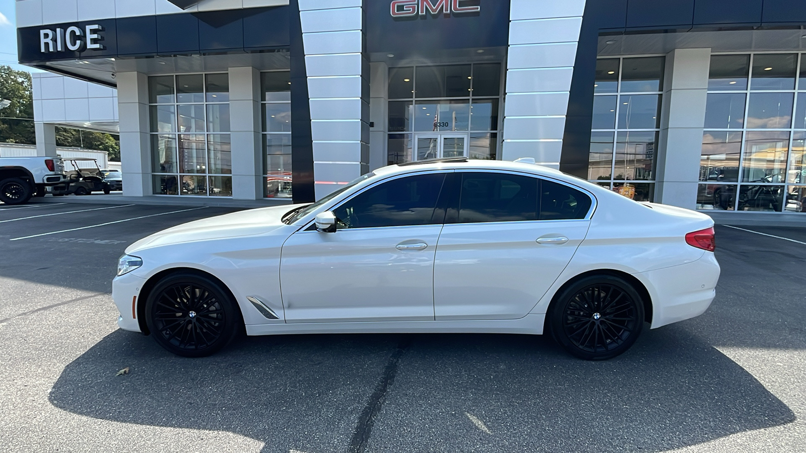 2018 BMW 5 Series 540i xDrive 2