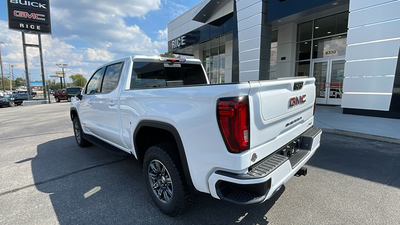 2024 GMC Sierra 1500 AT4 3