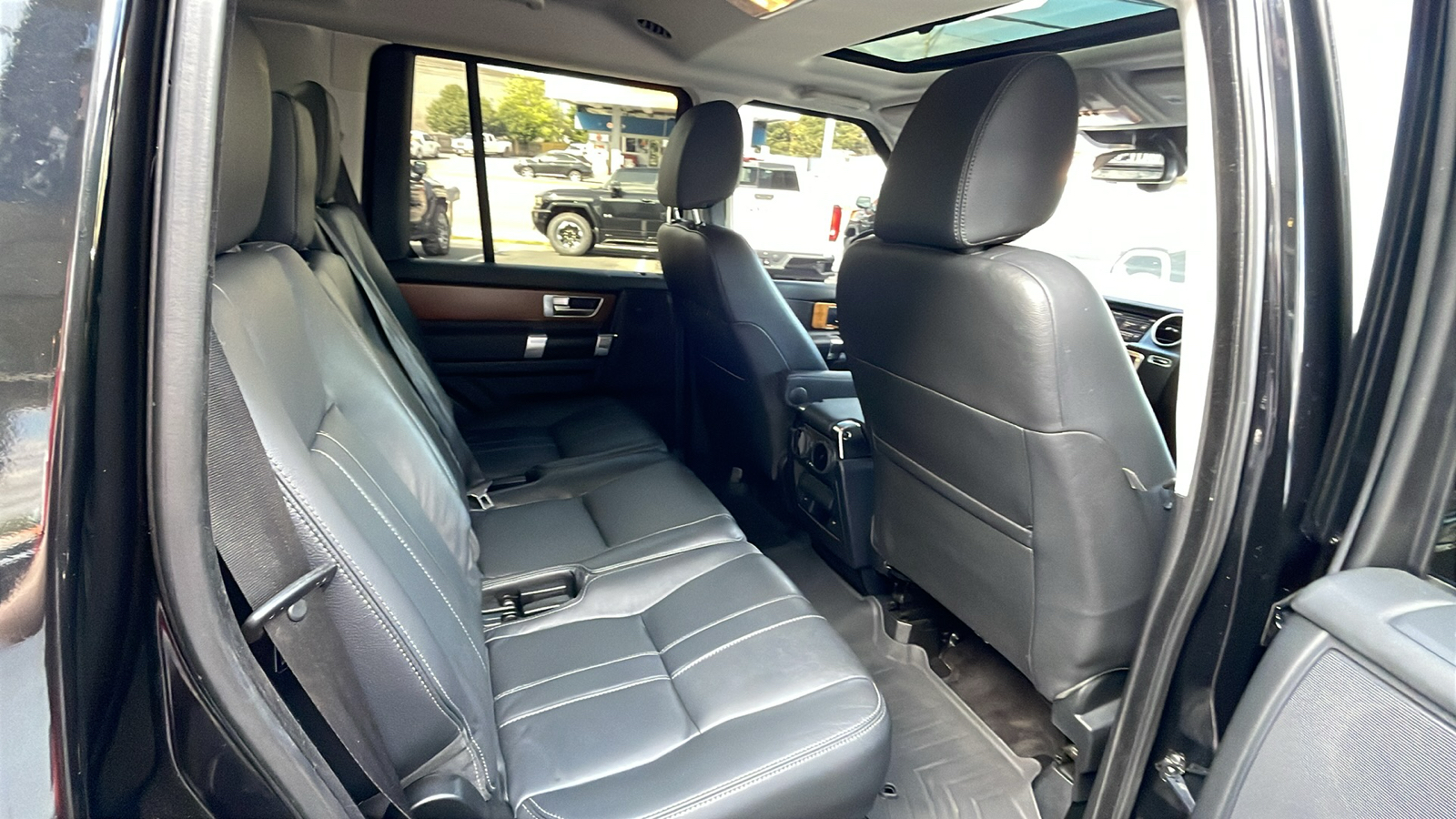 2016 Land Rover LR4 HSE 28