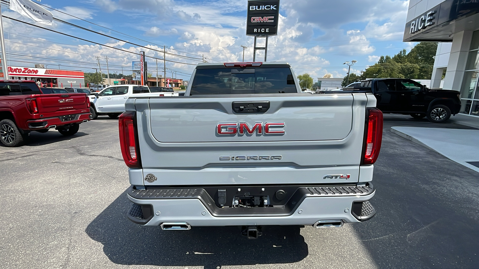 2024 GMC Sierra 1500 AT4 4