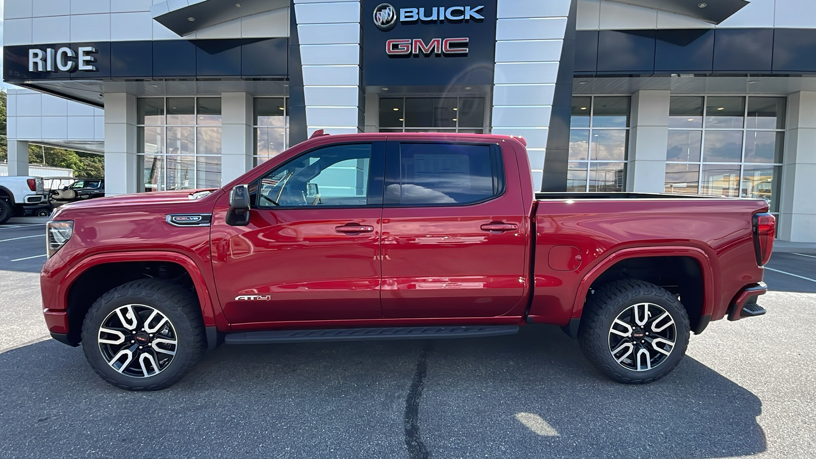 2024 GMC Sierra 1500 AT4 2