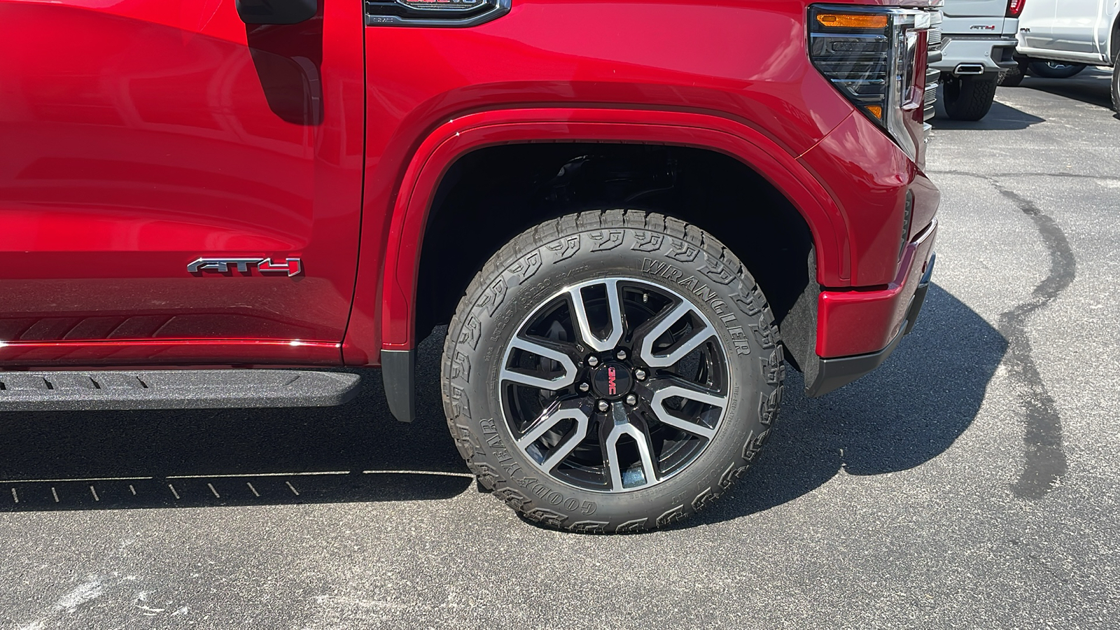 2024 GMC Sierra 1500 AT4 9