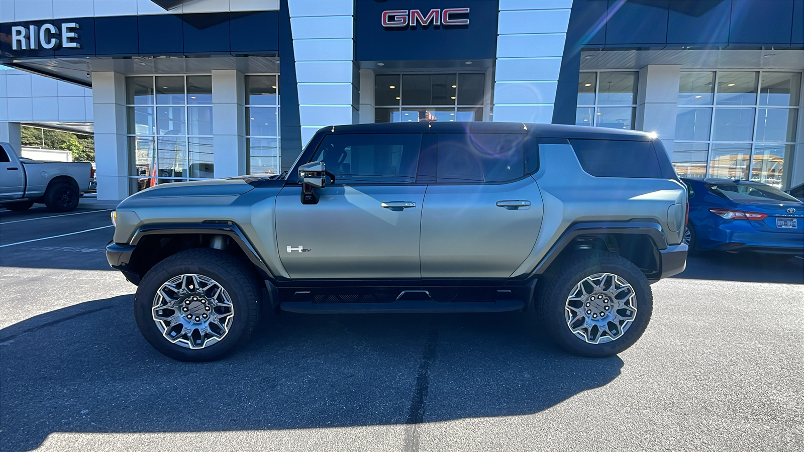 2024 GMC Hummer EV SUV 3X 2