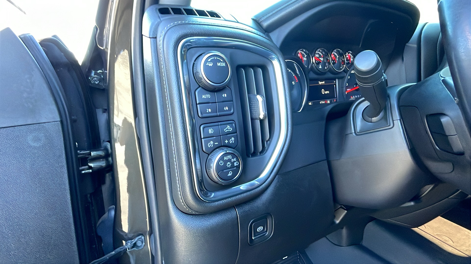 2023 Chevrolet Silverado 2500HD LTZ 13