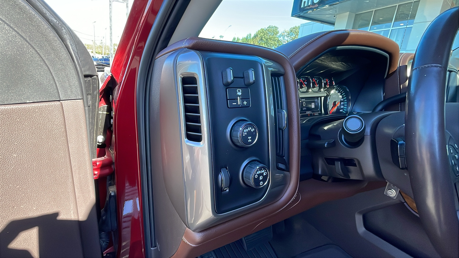 2018 Chevrolet Silverado 1500 High Country 13