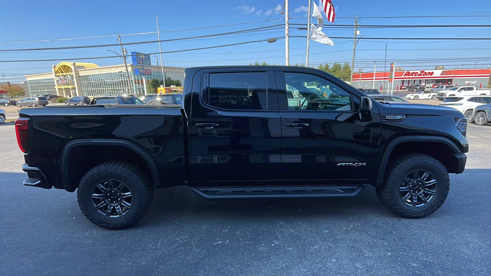 2025 GMC Sierra 1500 AT4X 8