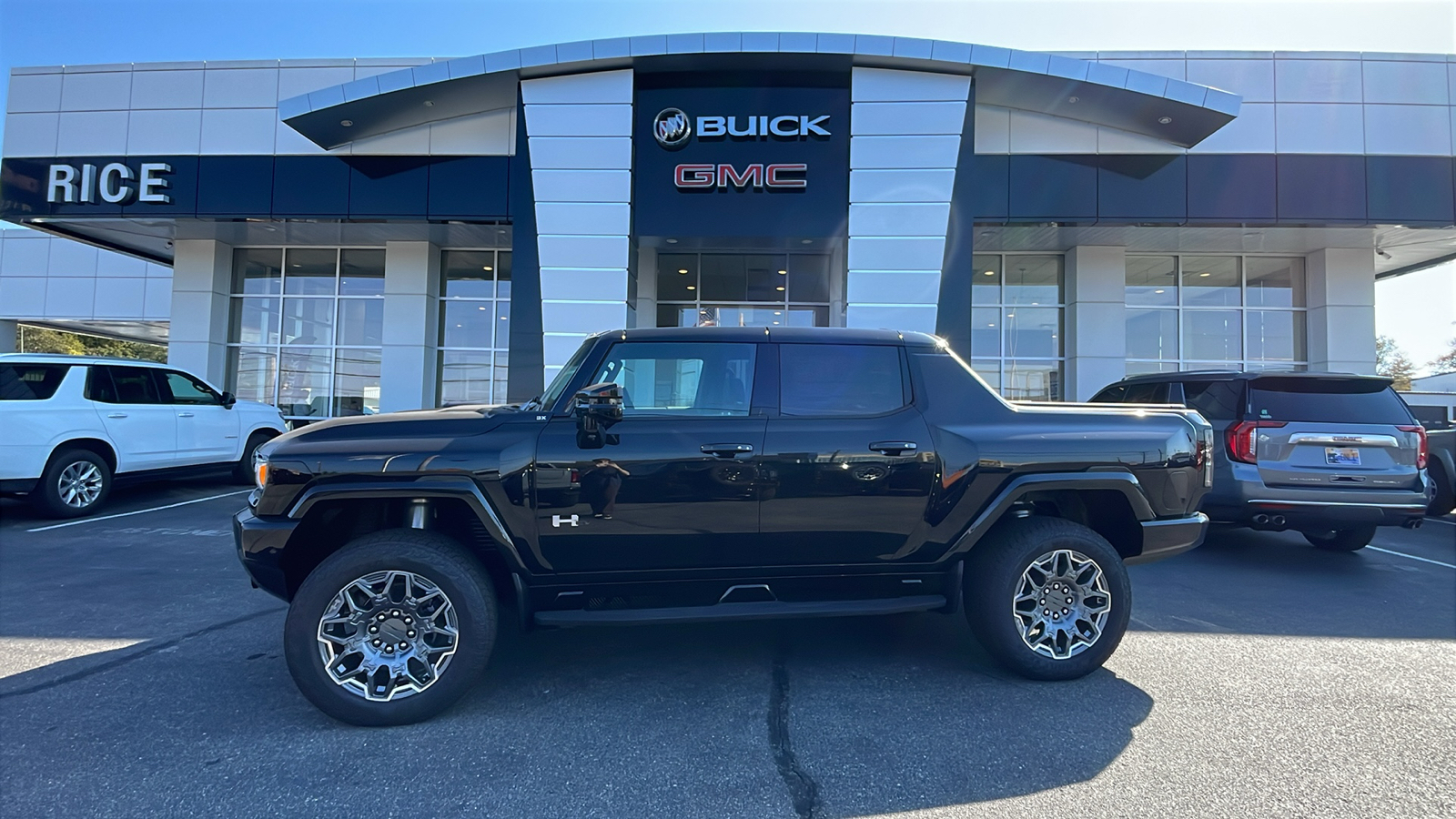 2025 GMC Hummer EV Pickup 3X 1