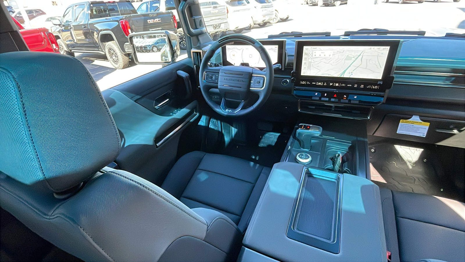 2025 GMC Hummer EV SUV 3X 28