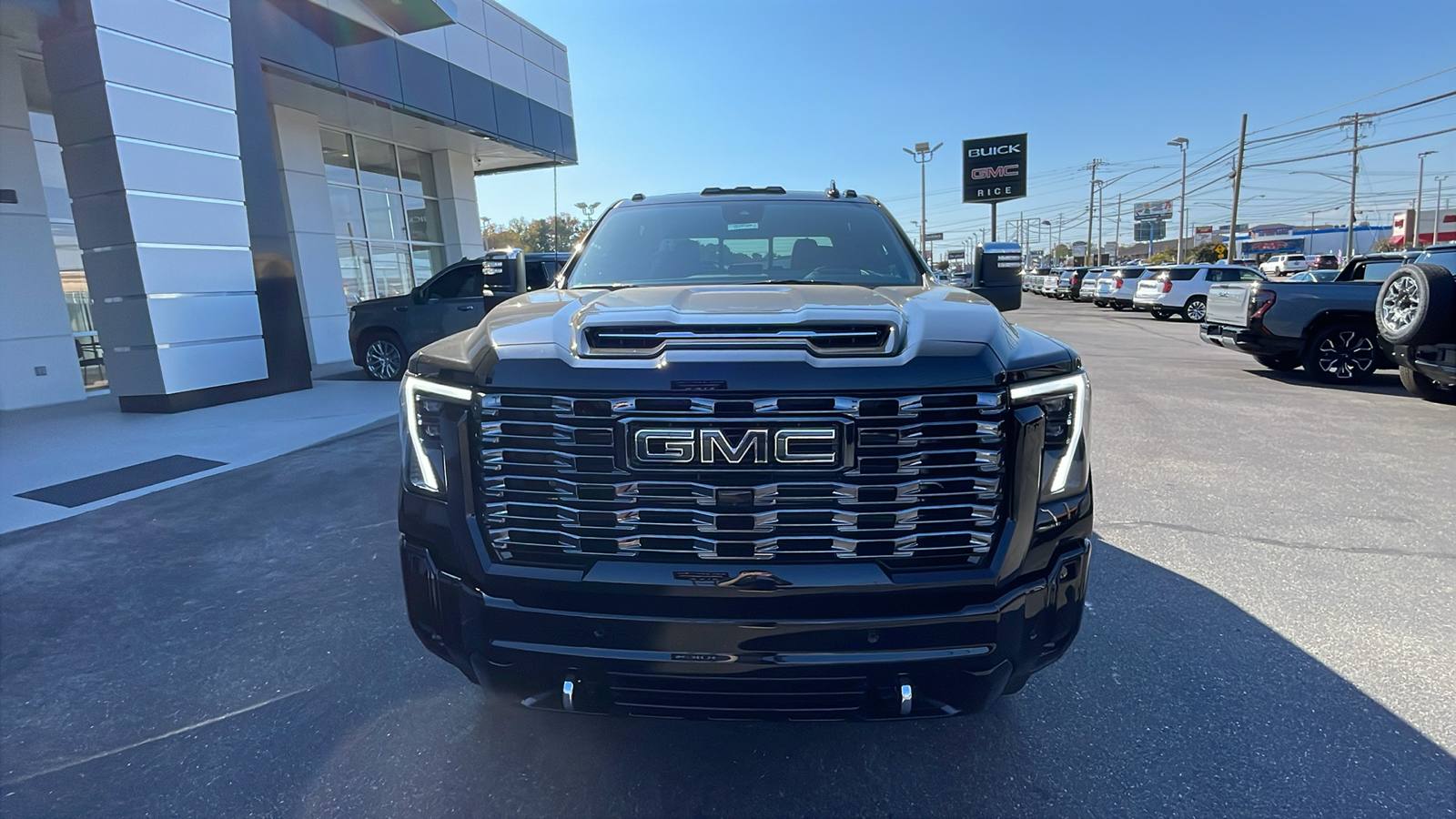 2025 GMC Sierra 2500HD Denali Ultimate 10