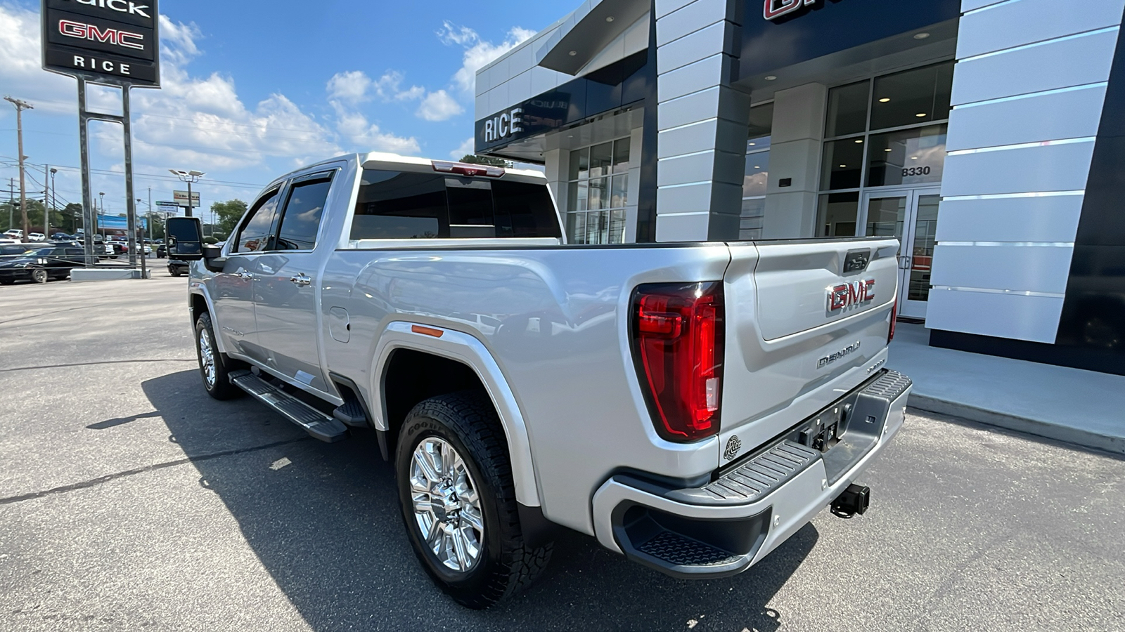 2020 GMC Sierra 2500HD Denali 3