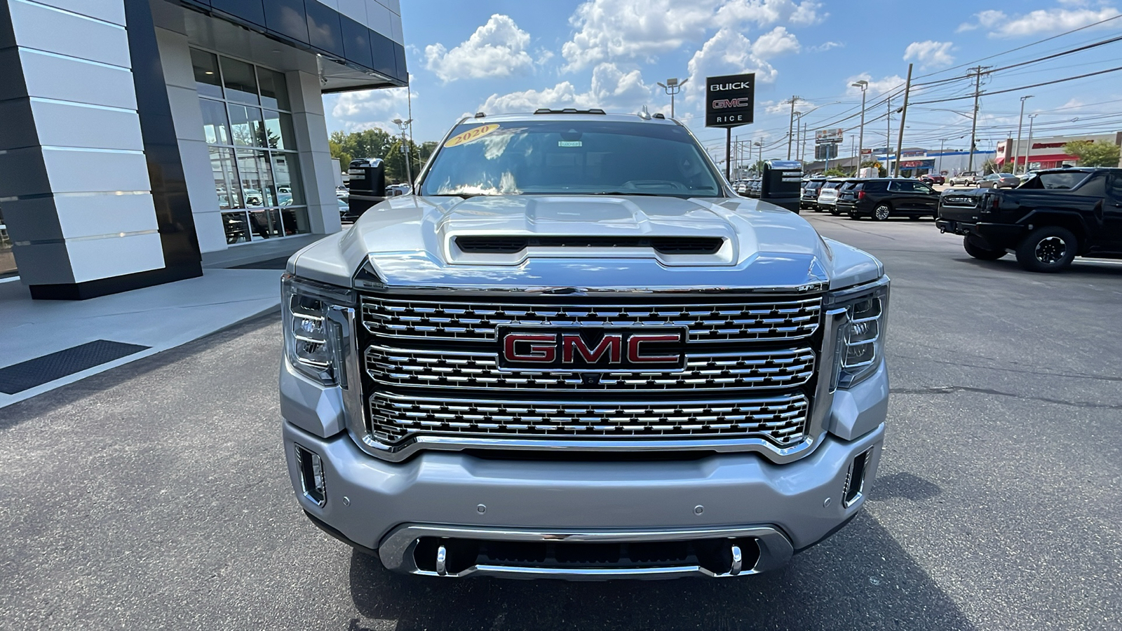 2020 GMC Sierra 2500HD Denali 10