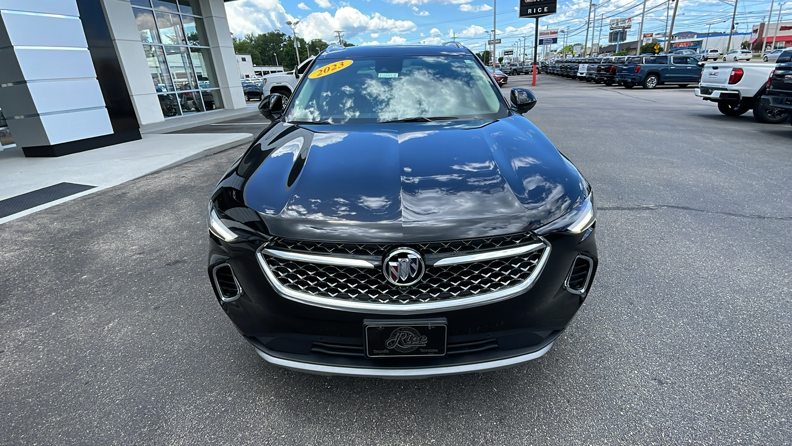 2023 Buick Envision Avenir 9