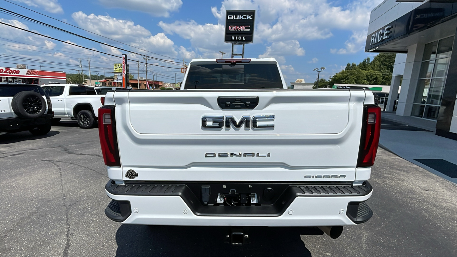 2024 GMC Sierra 2500HD Denali Ultimate 4