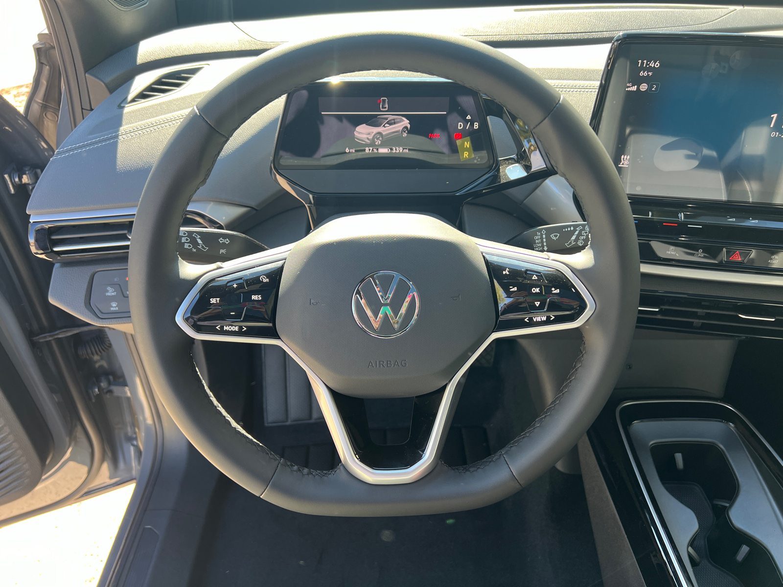 2023 Volkswagen ID.4 Pro S Plus 9