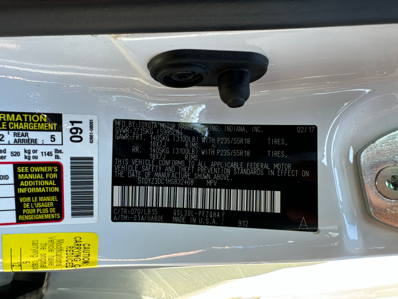 2017 Toyota Sienna Limited 17