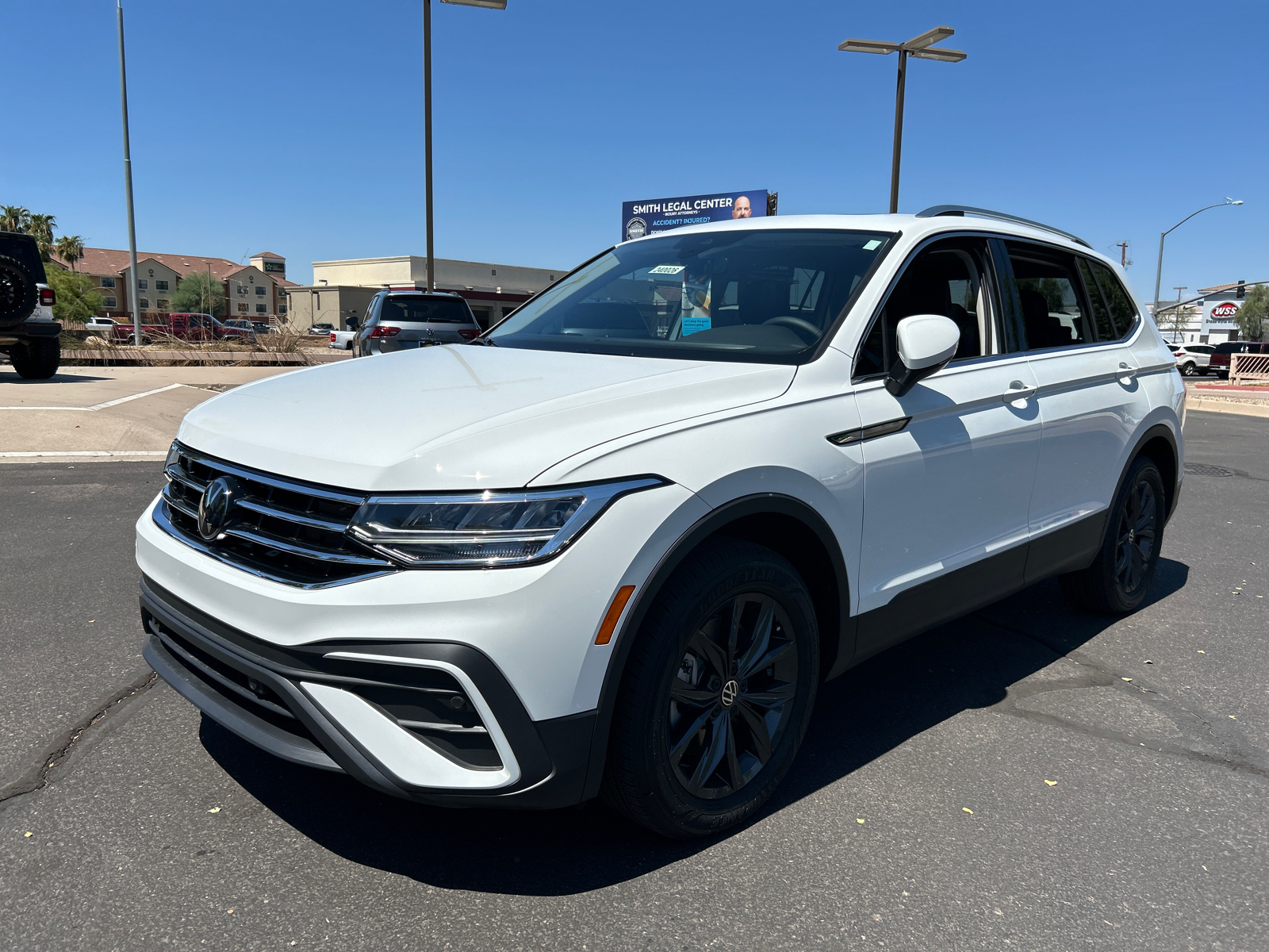 2024 Volkswagen Tiguan 2.0T SE 4