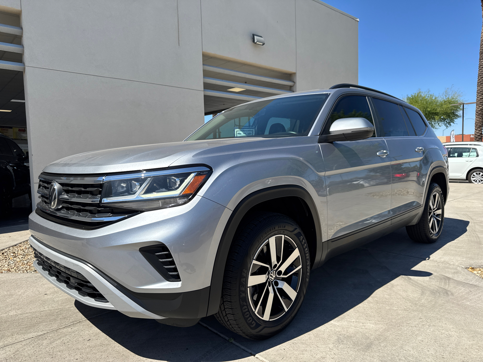 2022 Volkswagen Atlas 2.0T SE 3