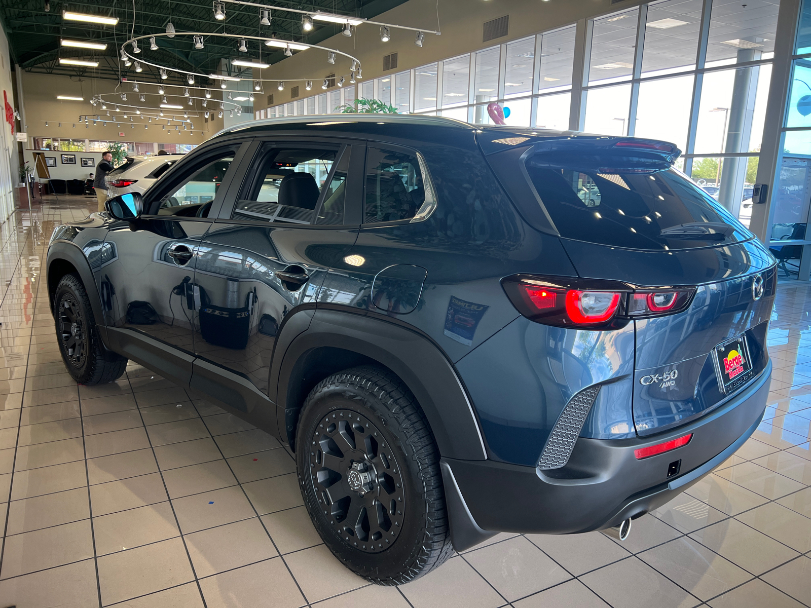 2024 Mazda CX-50 2.5 S Preferred Package 24