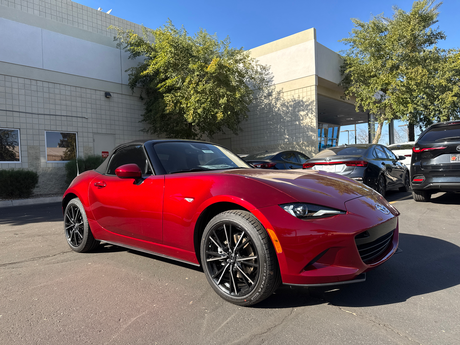 2024 Mazda MX-5 Miata Grand Touring 2