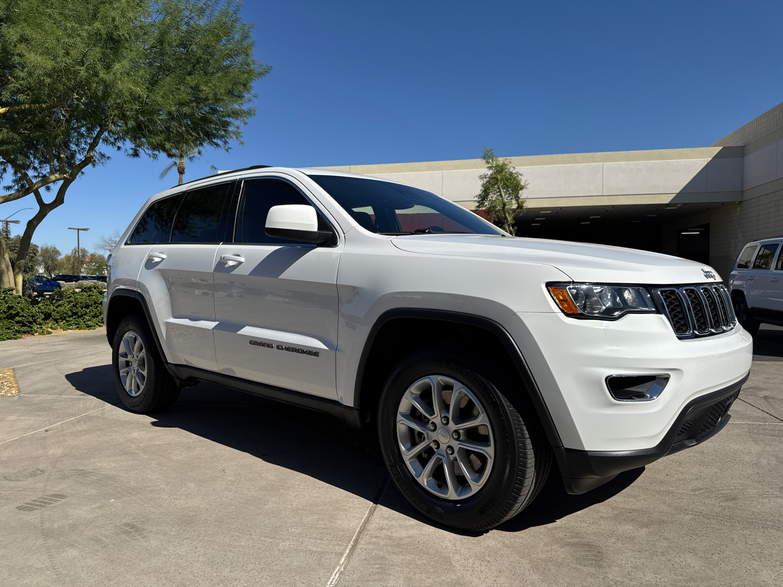 2021 Jeep Grand Cherokee Laredo X 1