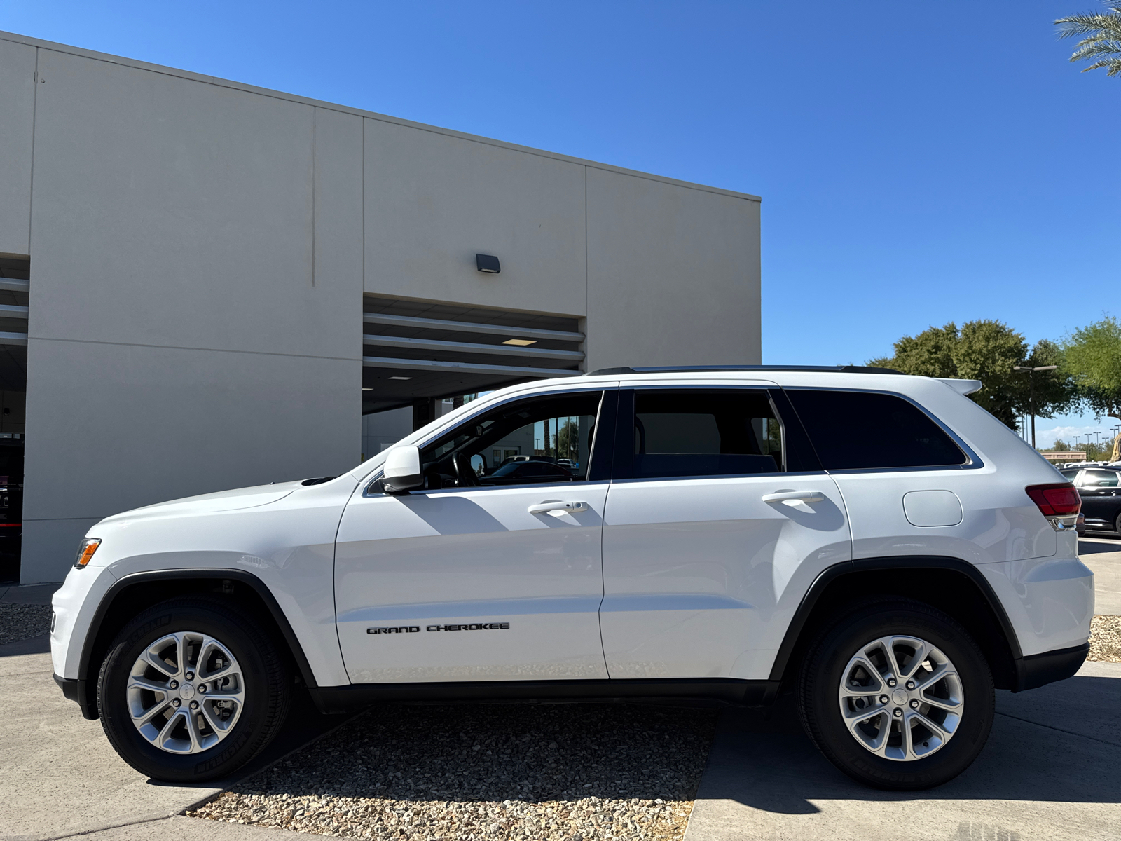 2021 Jeep Grand Cherokee Laredo X 4