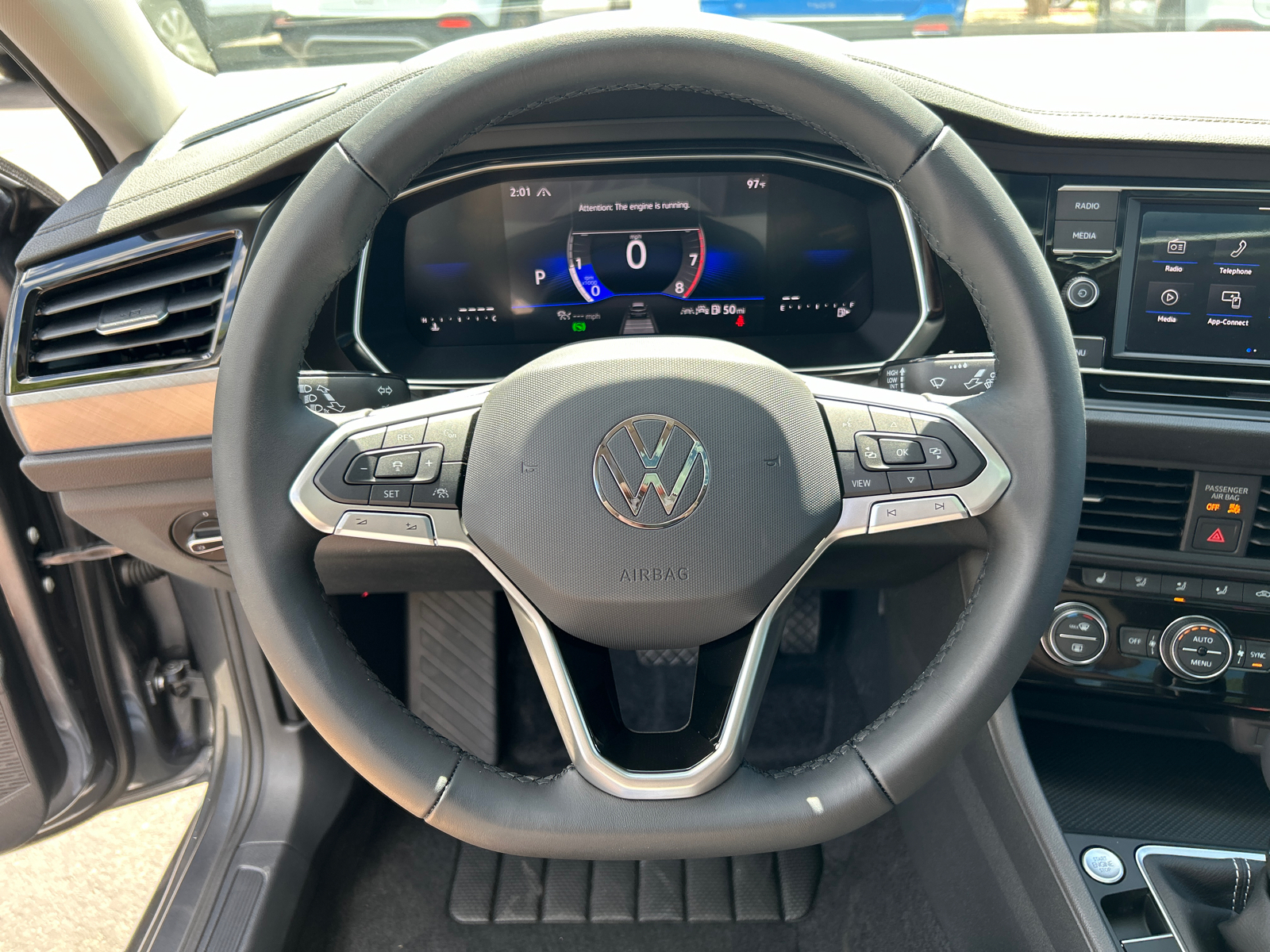 2024 Volkswagen Jetta 1.5T SE 9