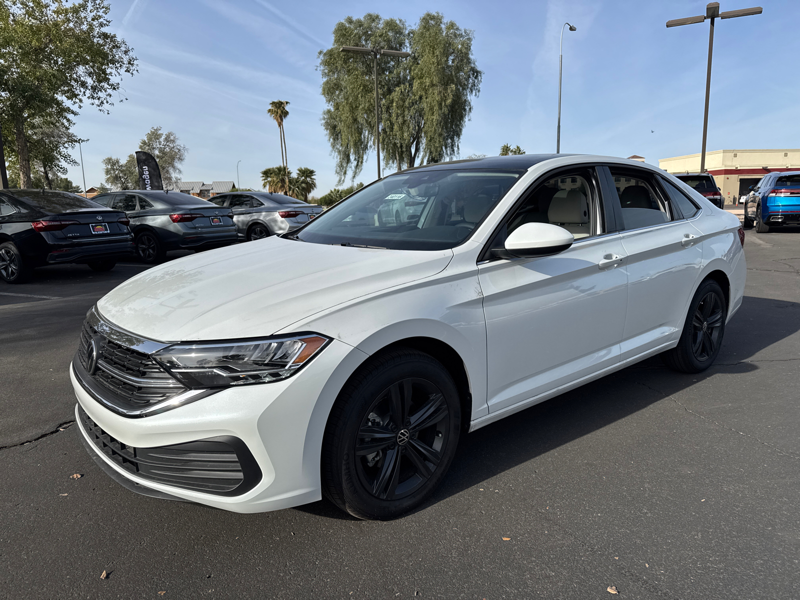 2024 Volkswagen Jetta 1.5T SE 4