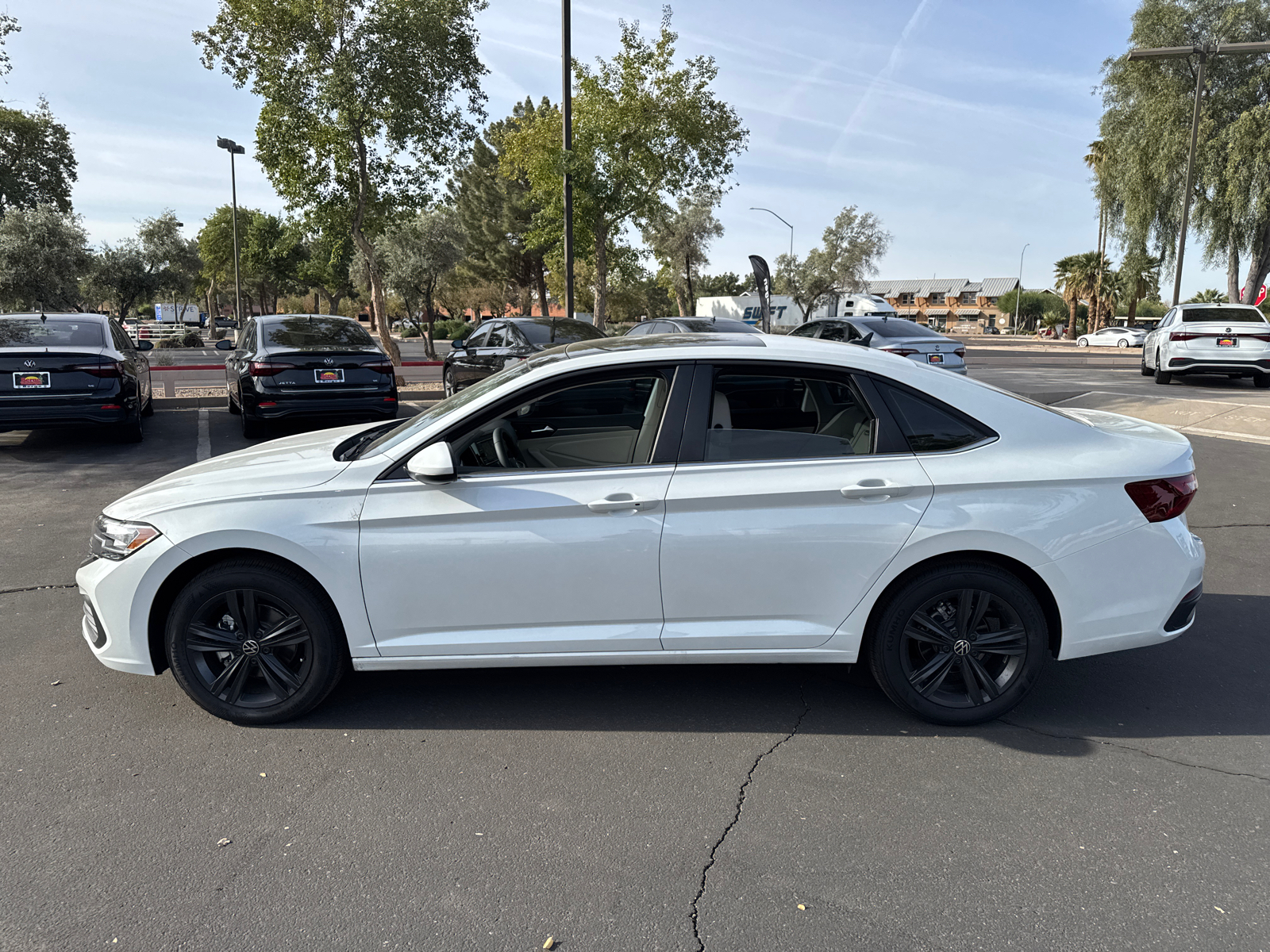 2024 Volkswagen Jetta 1.5T SE 5